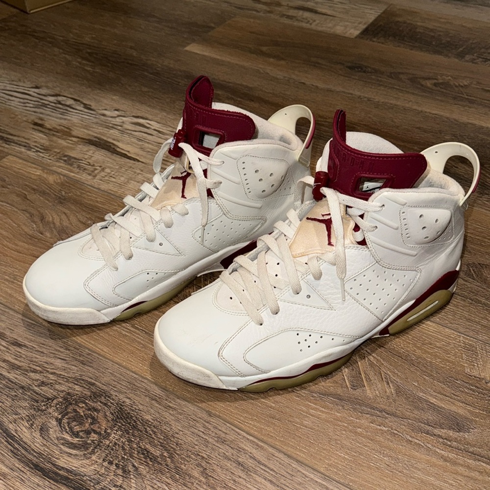 Jordan Retro 6 Maroon SIZE 12